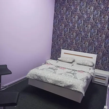 старий дворик,5 хв від жд вокзалу,корпус 2 Hostel Lviv